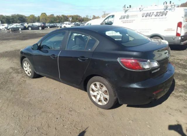 Photo 2 VIN: JM1BL1UG3C1508197 - MAZDA MAZDA3 