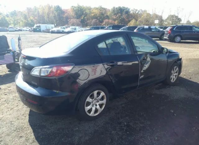 Photo 3 VIN: JM1BL1UG3C1508197 - MAZDA MAZDA3 