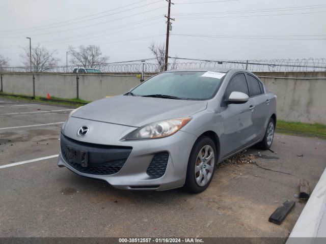 Photo 1 VIN: JM1BL1UG3C1554533 - MAZDA MAZDA3 