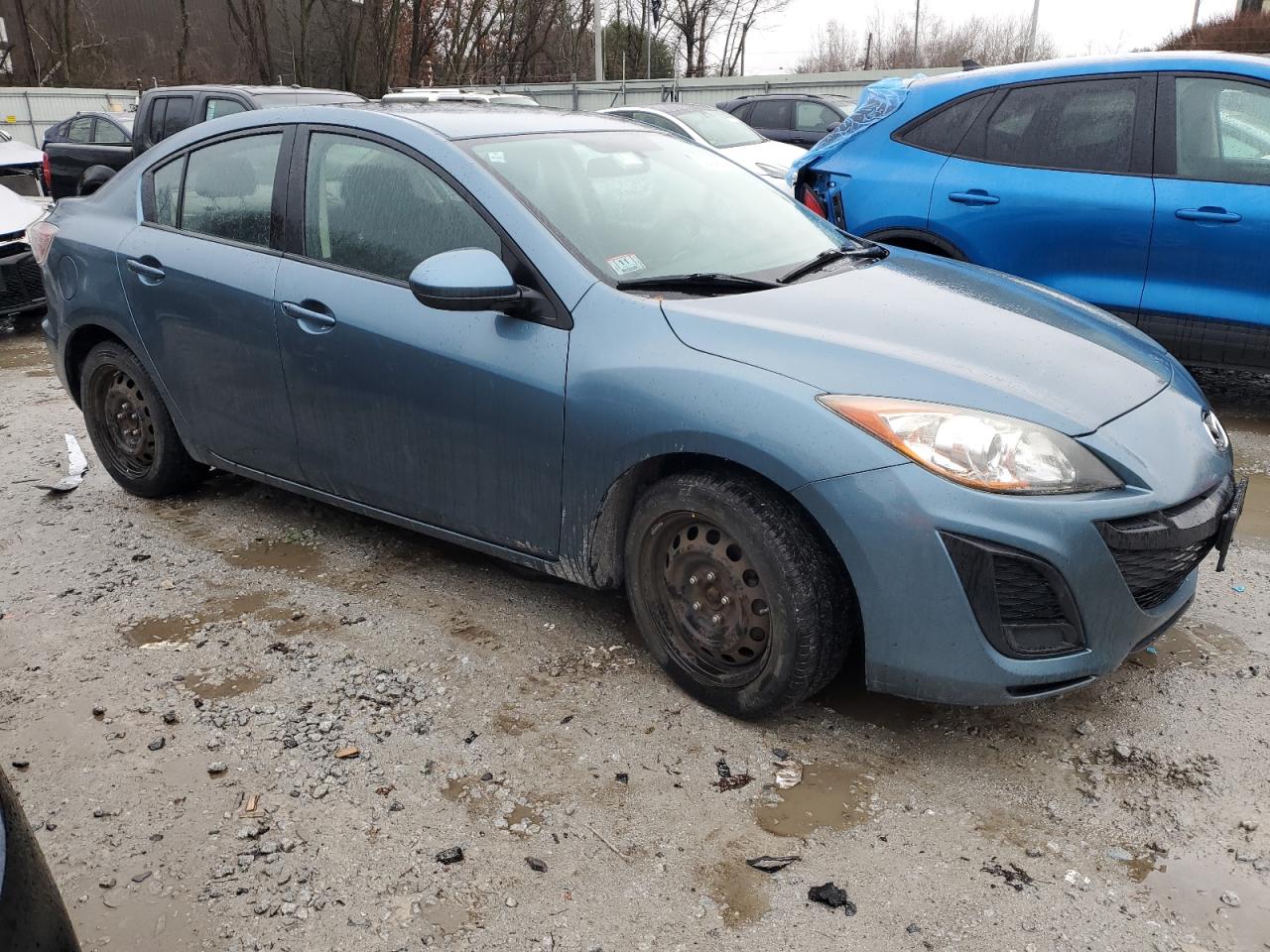 Photo 3 VIN: JM1BL1UG4B1450308 - MAZDA 3 