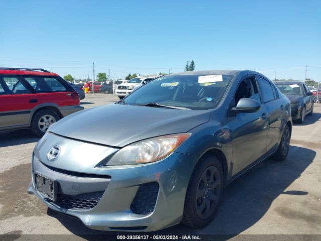 Photo 1 VIN: JM1BL1UG5C1526832 - MAZDA MAZDA3 