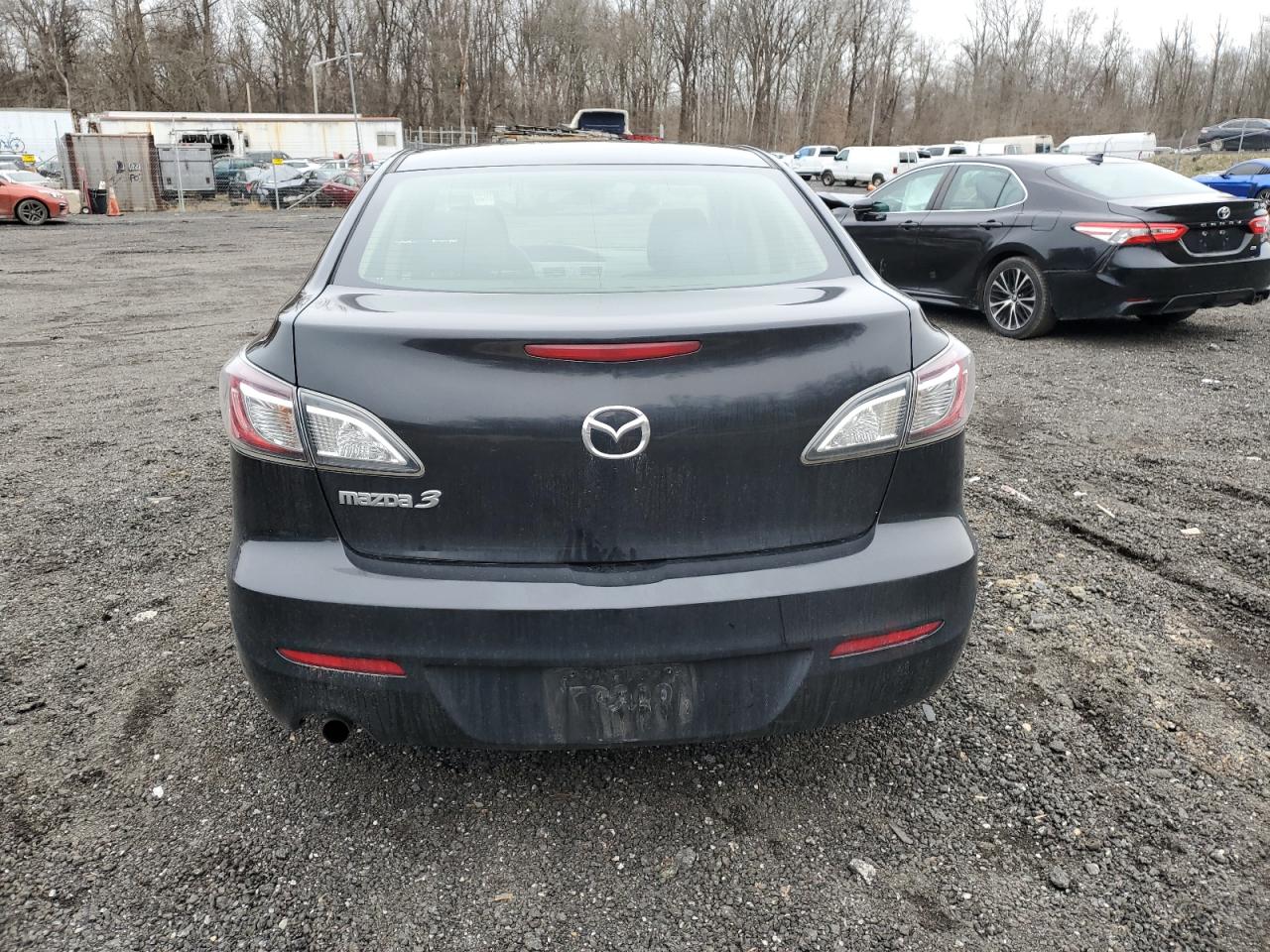 Photo 5 VIN: JM1BL1UG5C1548829 - MAZDA 3 