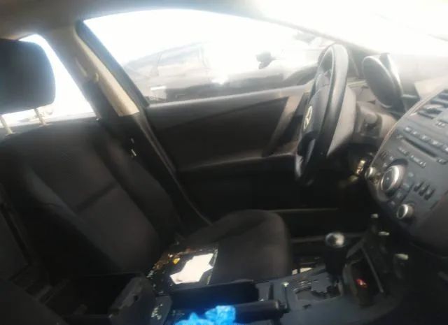 Photo 4 VIN: JM1BL1UG5C1549172 - MAZDA MAZDA3 