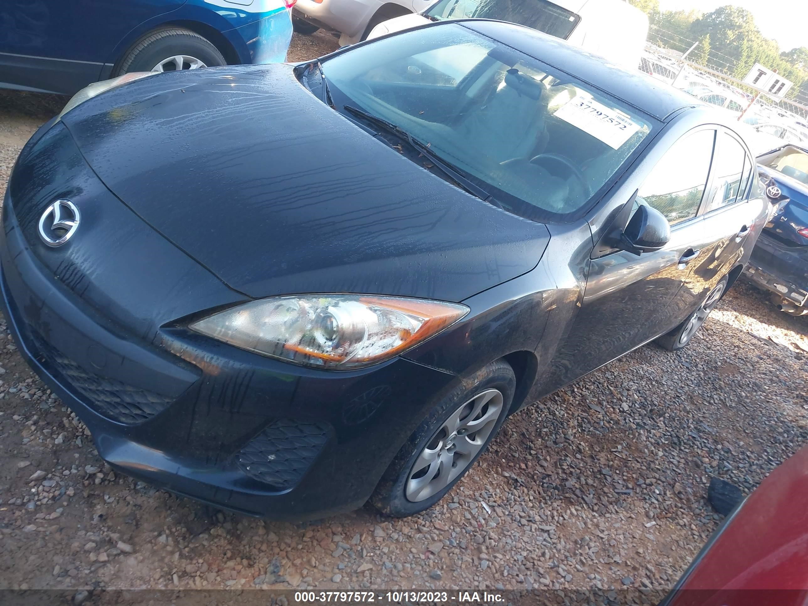 Photo 1 VIN: JM1BL1UG6C1510624 - MAZDA 3 