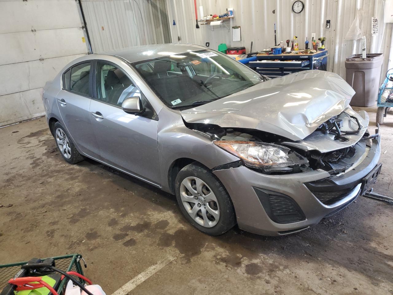 Photo 3 VIN: JM1BL1UG7B1902266 - MAZDA 3 