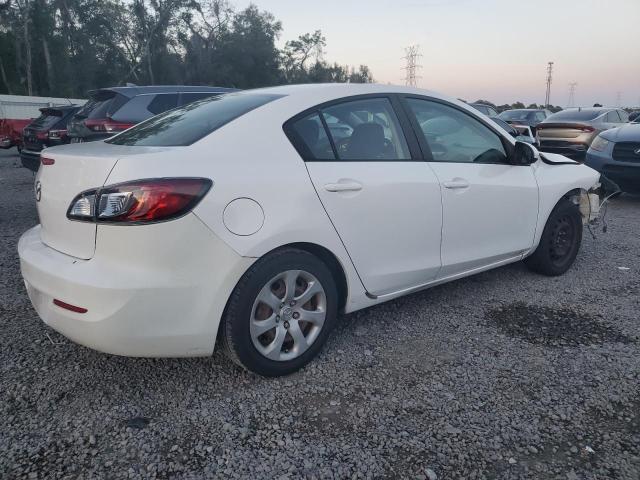 Photo 2 VIN: JM1BL1UG8C1598351 - MAZDA 3 