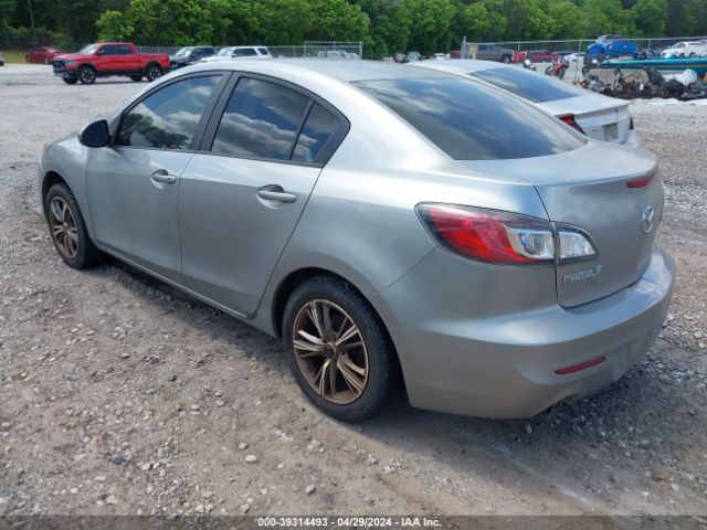 Photo 2 VIN: JM1BL1UG9C1588332 - MAZDA MAZDA3 