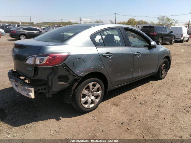 Photo 3 VIN: JM1BL1UP1D1801291 - MAZDA MAZDA3 