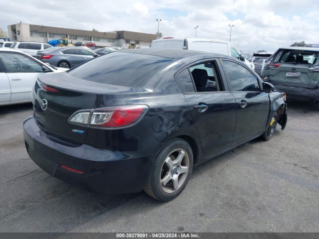 Photo 3 VIN: JM1BL1UP5D1778100 - MAZDA MAZDA3 