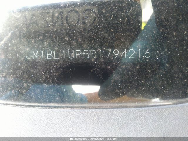 Photo 8 VIN: JM1BL1UP5D1794216 - MAZDA 3 