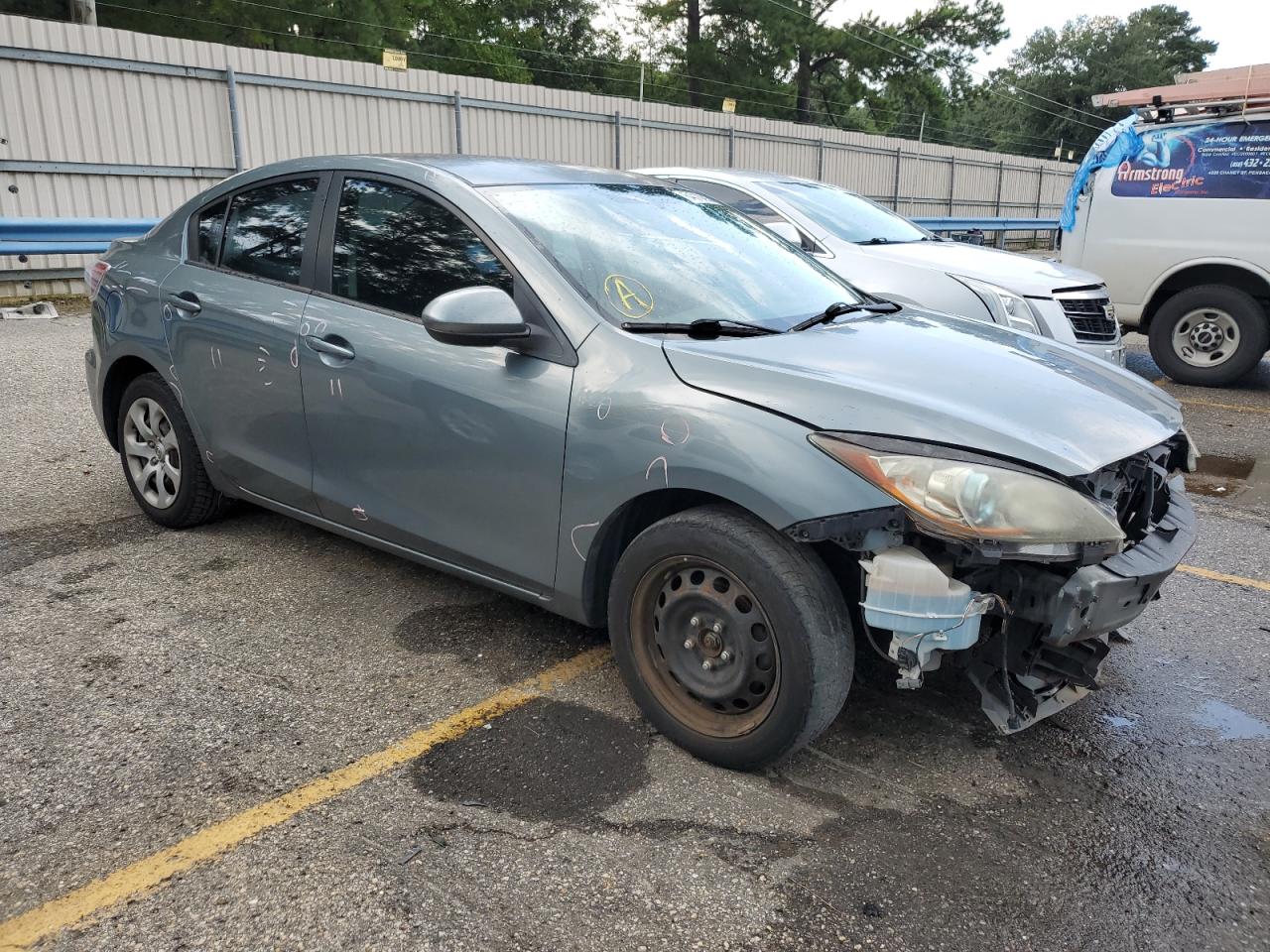 Photo 3 VIN: JM1BL1UP7D1811209 - MAZDA 3 