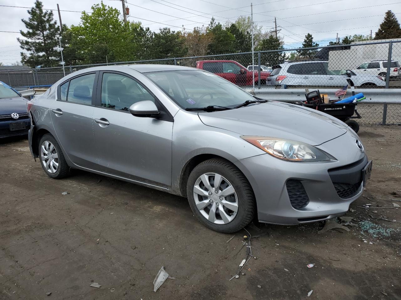 Photo 3 VIN: JM1BL1UP7D1836790 - MAZDA 3 