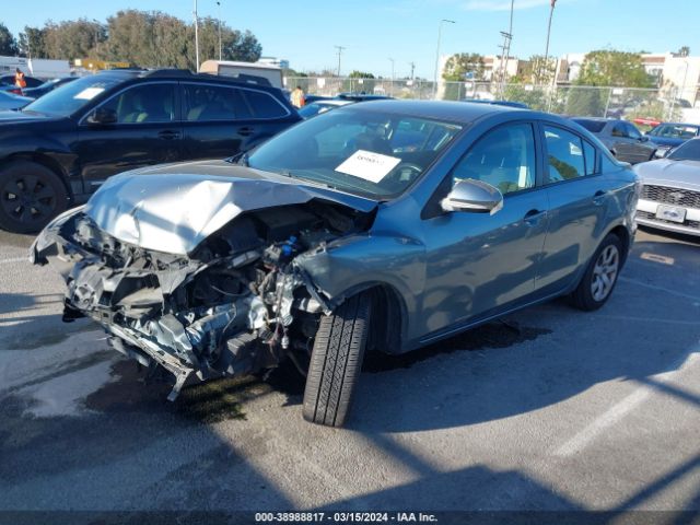 Photo 1 VIN: JM1BL1UP9D1771313 - MAZDA MAZDA3 