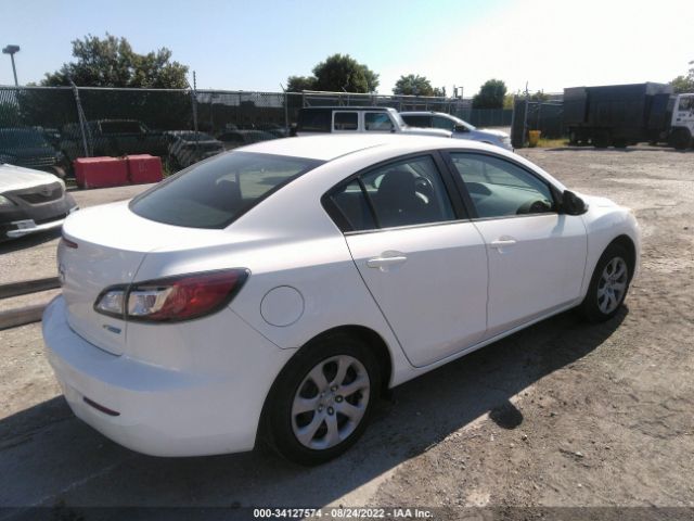 Photo 3 VIN: JM1BL1UPXD1772700 - MAZDA 3 