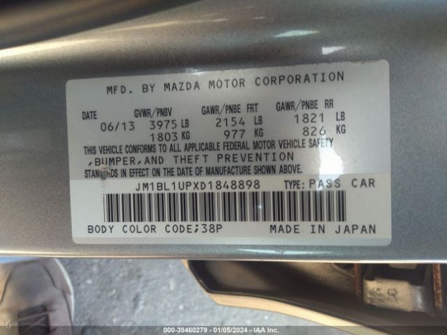 Photo 8 VIN: JM1BL1UPXD1848898 - MAZDA MAZDA3 