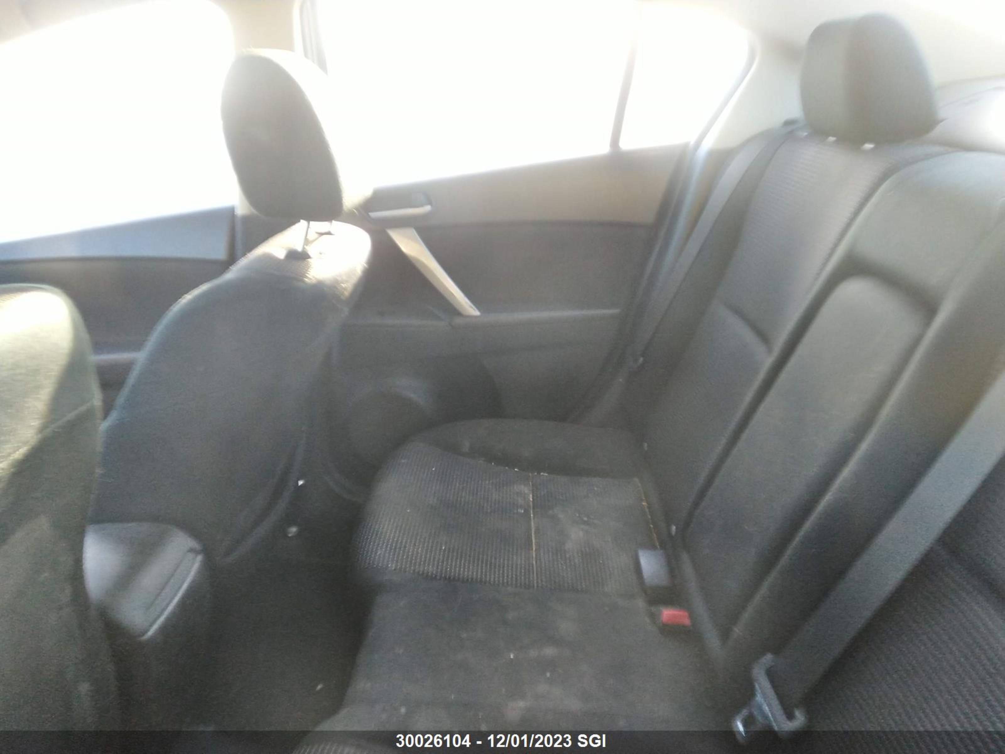 Photo 7 VIN: JM1BL1V71C1556098 - MAZDA 3 I 