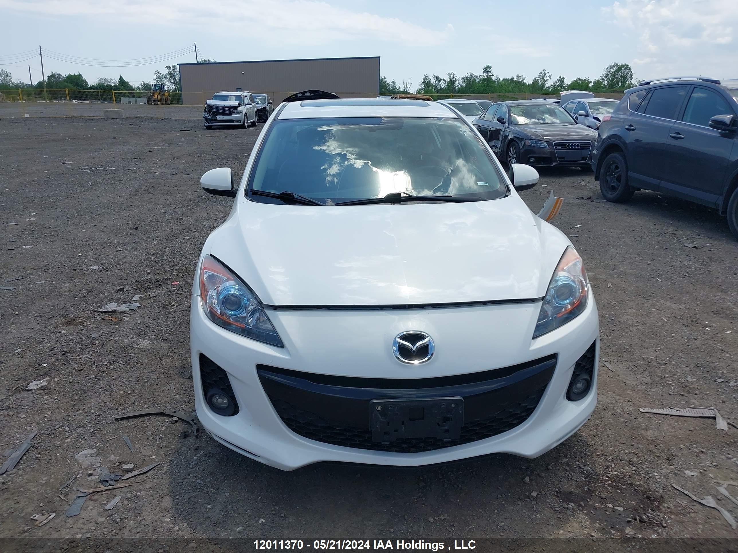 Photo 11 VIN: JM1BL1V71C1618938 - MAZDA 3 