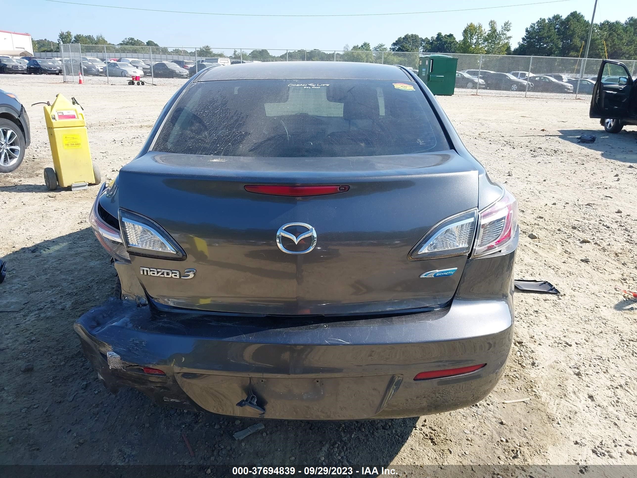 Photo 15 VIN: JM1BL1V71D1738269 - MAZDA 3 