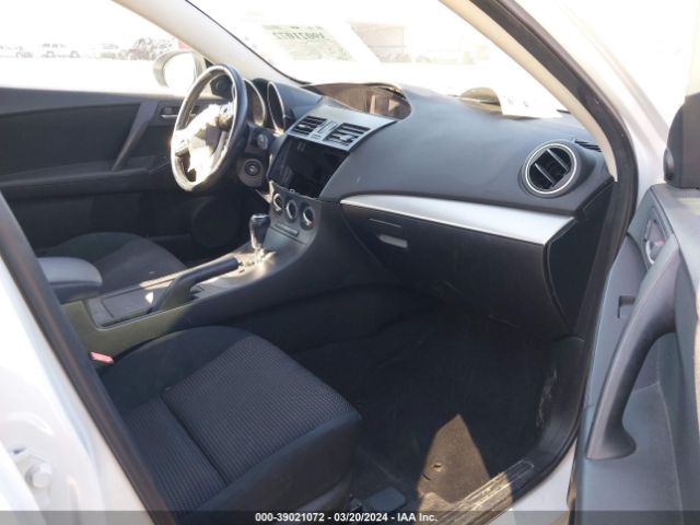 Photo 4 VIN: JM1BL1V72C1635294 - MAZDA MAZDA3 