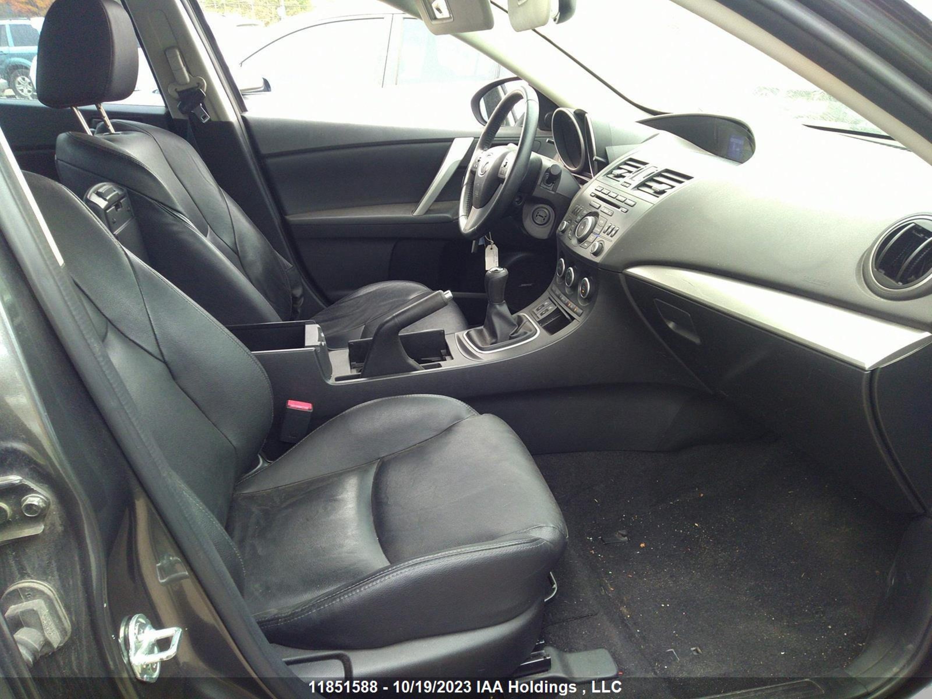 Photo 4 VIN: JM1BL1V73D1788235 - MAZDA 3 