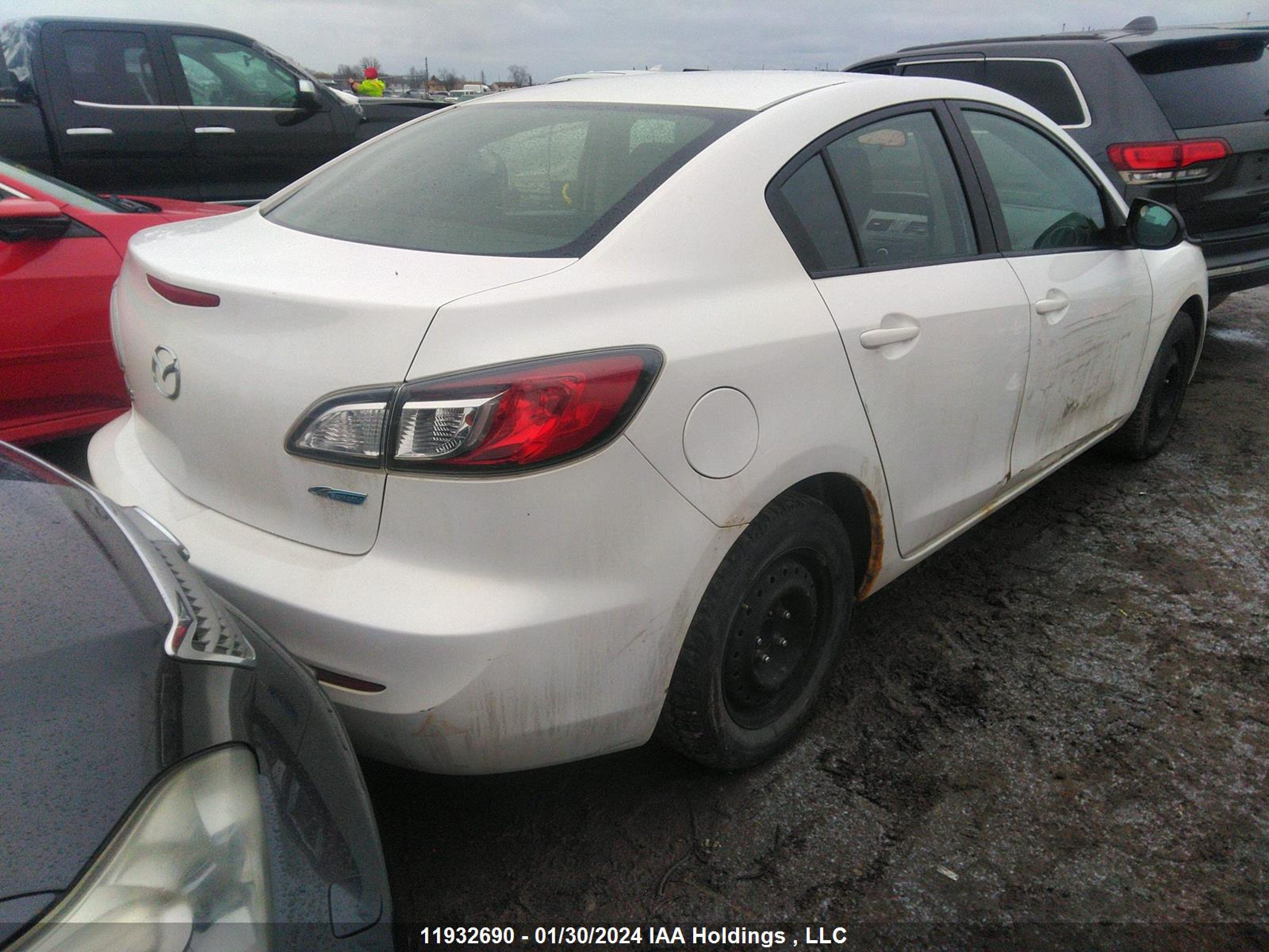 Photo 3 VIN: JM1BL1V74C1689633 - MAZDA 3 