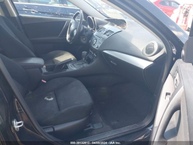 Photo 4 VIN: JM1BL1V74C1691768 - MAZDA MAZDA3 