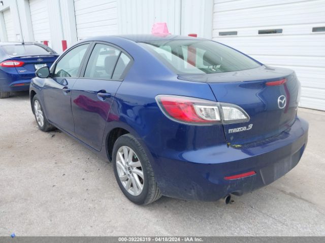 Photo 2 VIN: JM1BL1V74D1748102 - MAZDA MAZDA3 