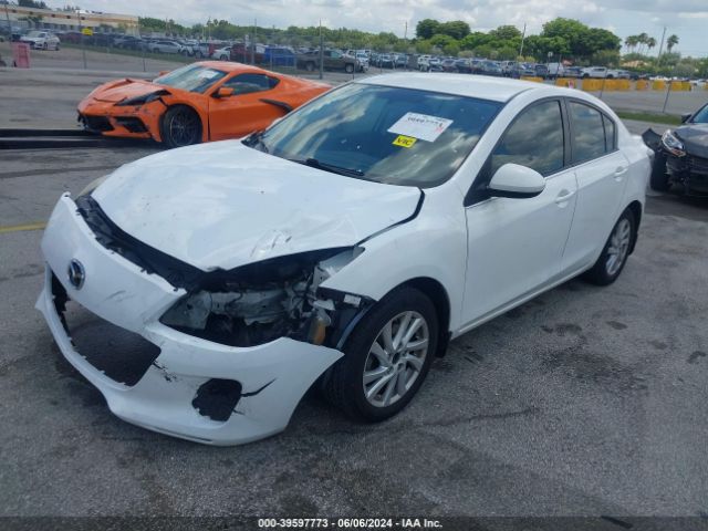 Photo 1 VIN: JM1BL1V75C1555133 - MAZDA MAZDA3 