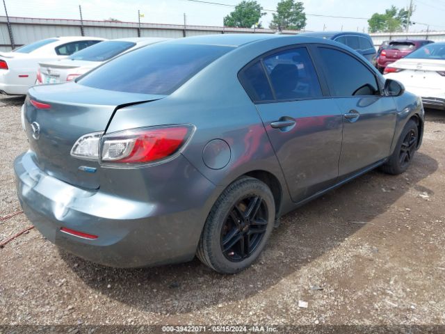 Photo 3 VIN: JM1BL1V75C1692329 - MAZDA MAZDA3 