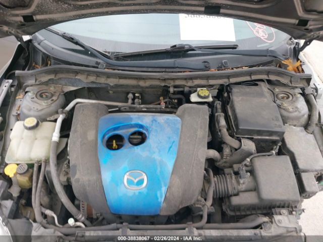 Photo 9 VIN: JM1BL1V75D1706702 - MAZDA MAZDA3 