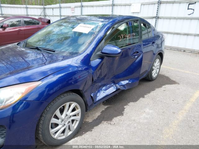 Photo 5 VIN: JM1BL1V76C1549616 - MAZDA MAZDA3 