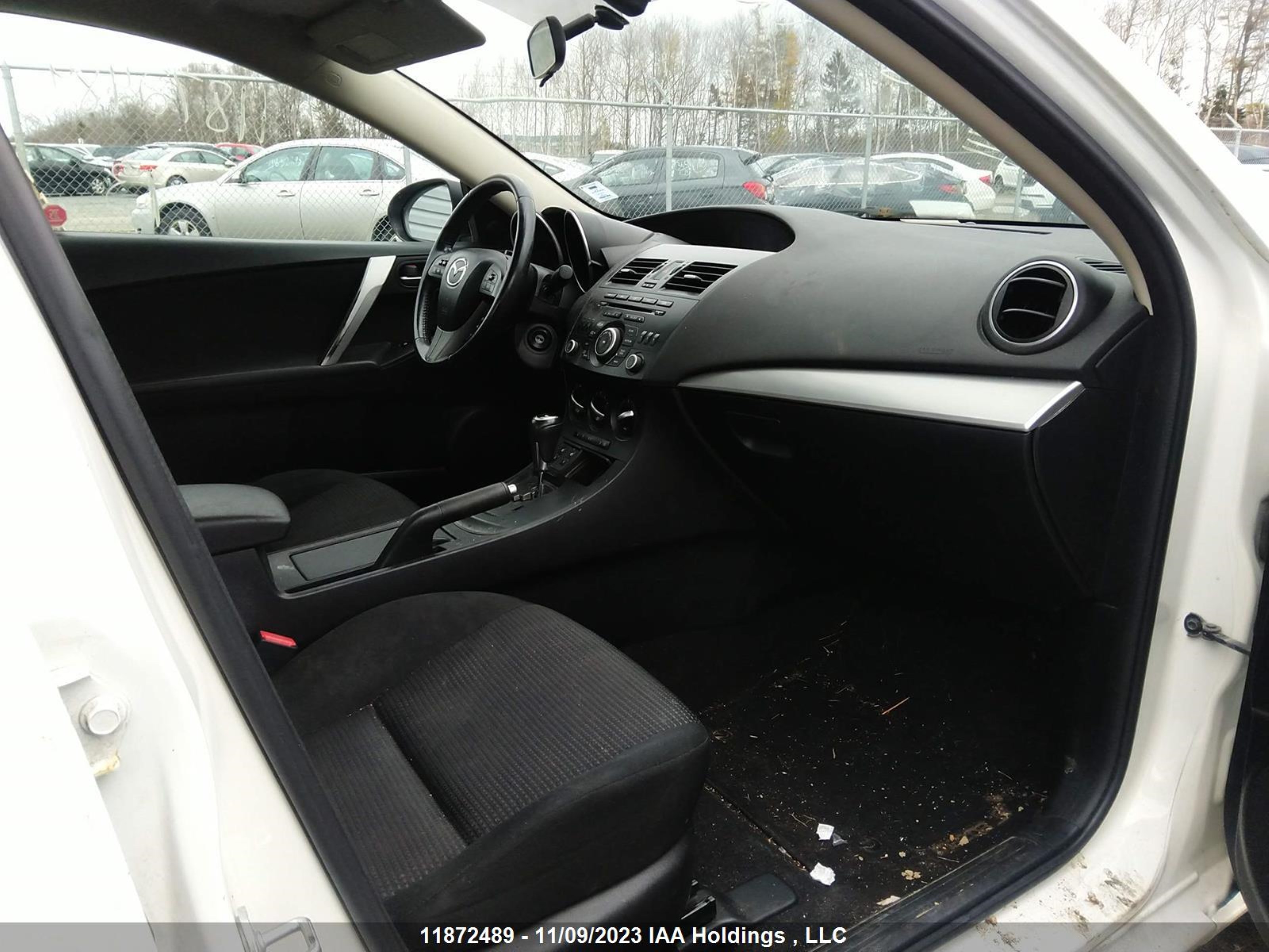 Photo 4 VIN: JM1BL1V77D1836965 - MAZDA 3 