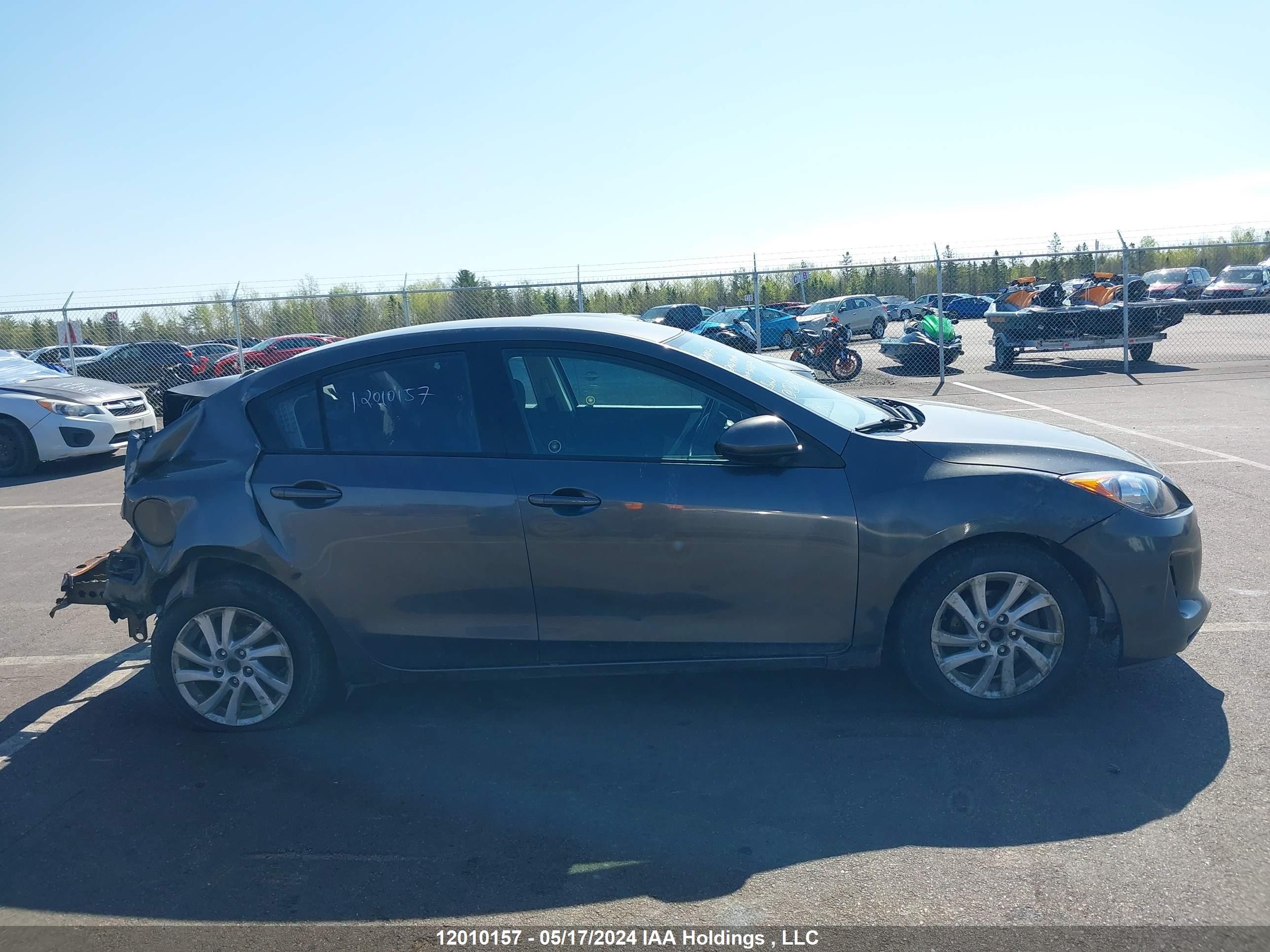 Photo 13 VIN: JM1BL1V78C1666579 - MAZDA 3 