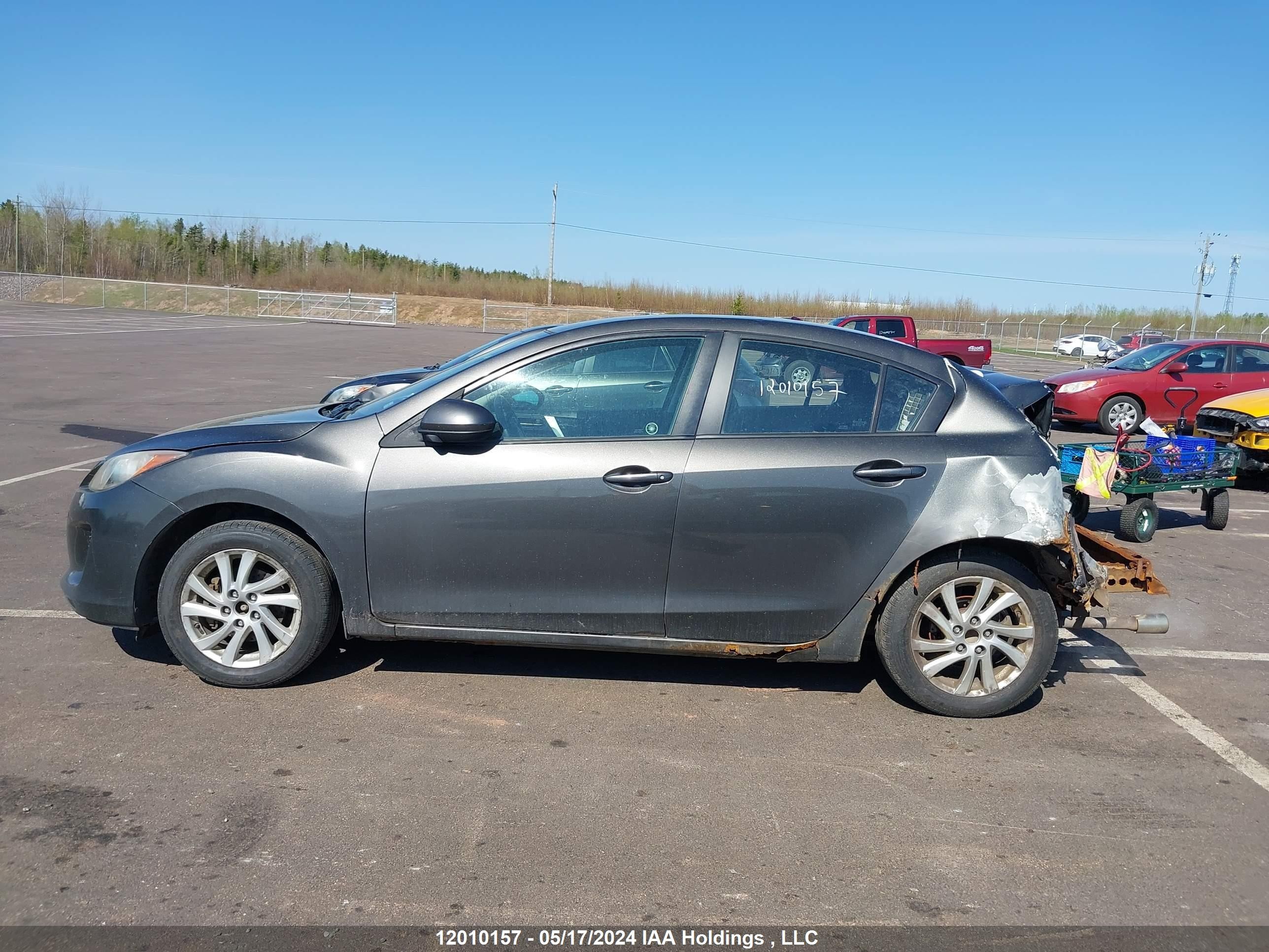 Photo 14 VIN: JM1BL1V78C1666579 - MAZDA 3 