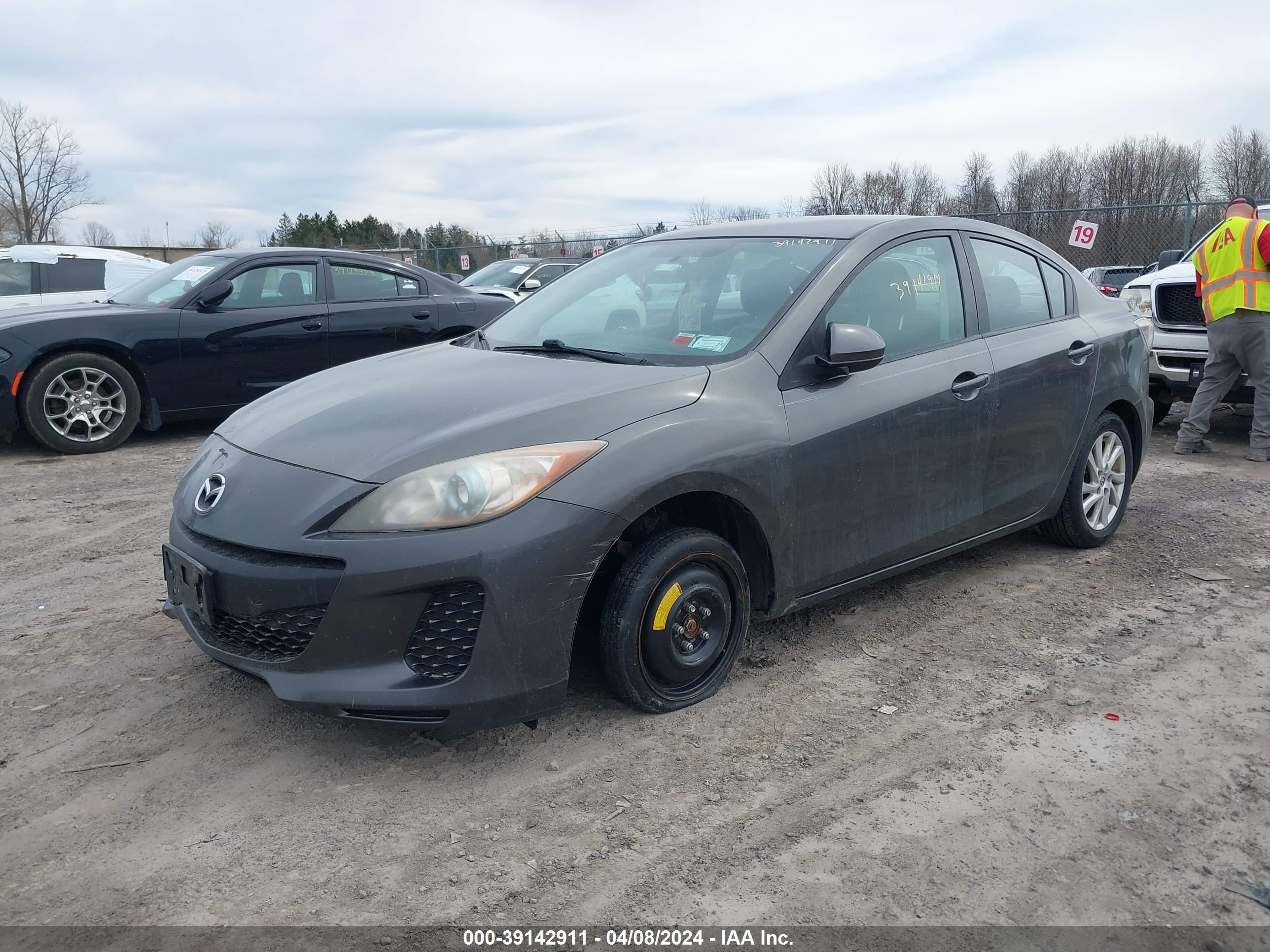 Photo 1 VIN: JM1BL1V78C1700083 - MAZDA 3 