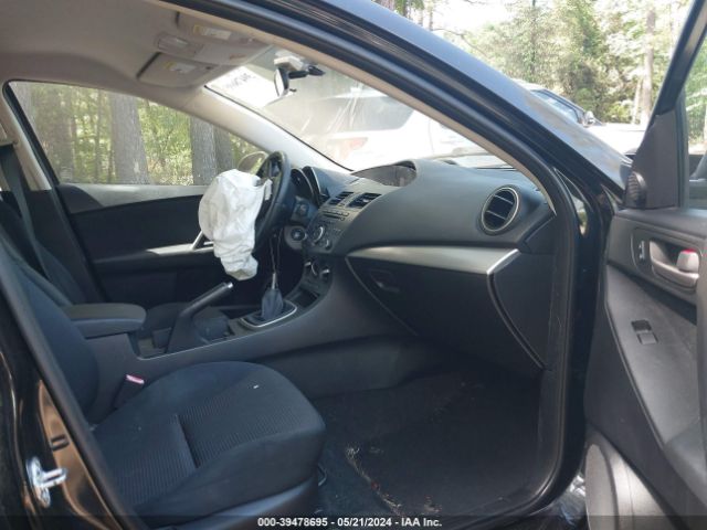 Photo 4 VIN: JM1BL1V79C1581542 - MAZDA MAZDA3 