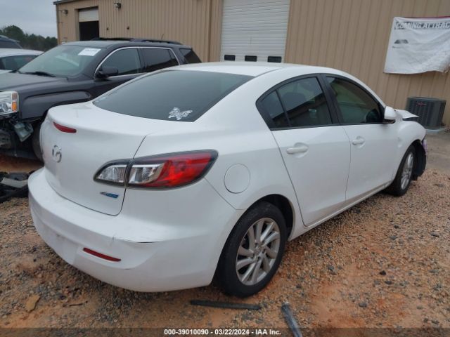 Photo 3 VIN: JM1BL1V79C1617164 - MAZDA MAZDA3 