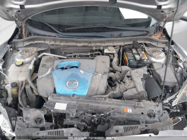 Photo 9 VIN: JM1BL1V79C1633526 - MAZDA MAZDA3 