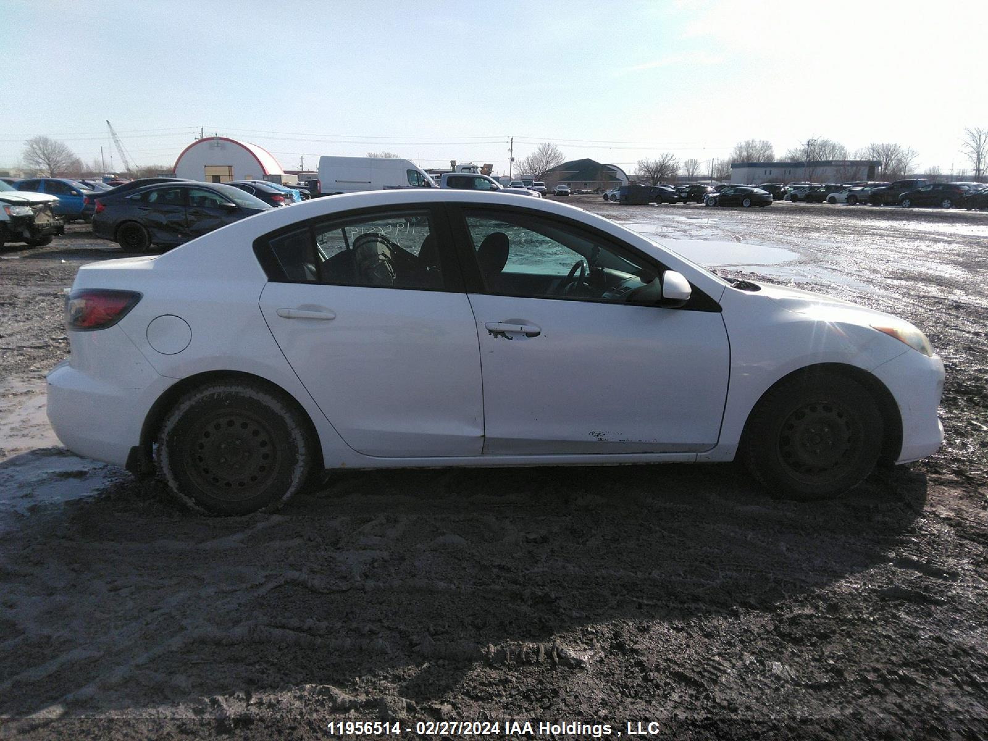 Photo 13 VIN: JM1BL1V79C1649032 - MAZDA 3 