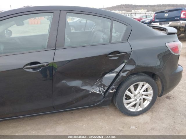 Photo 5 VIN: JM1BL1V79C1690776 - MAZDA MAZDA3 