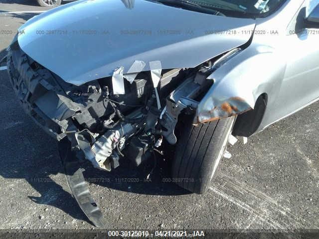 Photo 5 VIN: JM1BL1V7XC1655096 - MAZDA 3 