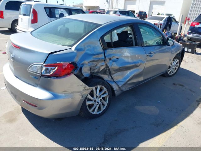 Photo 3 VIN: JM1BL1V7XC1658483 - MAZDA MAZDA3 