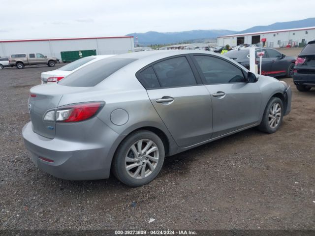 Photo 3 VIN: JM1BL1V80C1608636 - MAZDA MAZDA3 