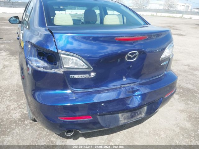 Photo 5 VIN: JM1BL1V81C1526611 - MAZDA MAZDA3 