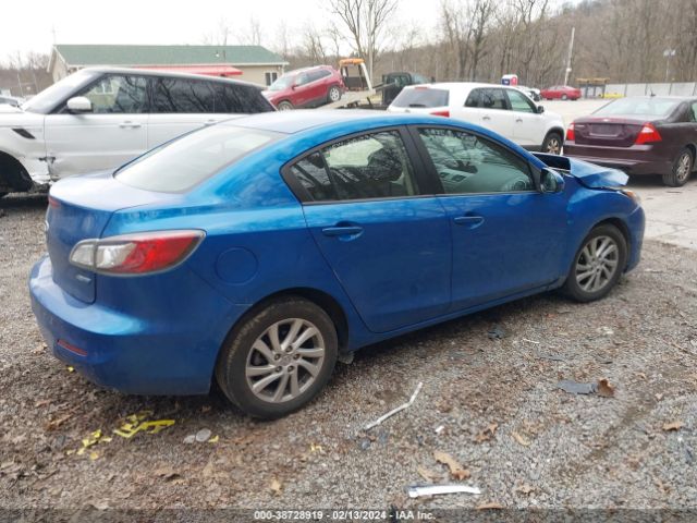 Photo 3 VIN: JM1BL1V82C1655800 - MAZDA MAZDA3 