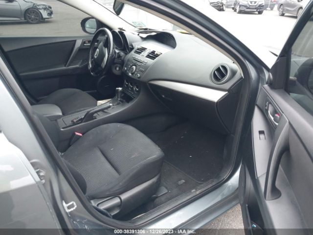 Photo 4 VIN: JM1BL1V85C1561734 - MAZDA MAZDA3 