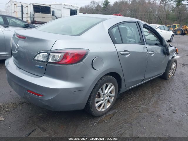 Photo 3 VIN: JM1BL1V85C1612567 - MAZDA MAZDA3 