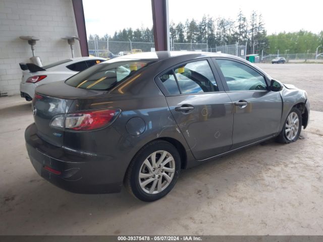 Photo 3 VIN: JM1BL1V85C1635069 - MAZDA MAZDA3 