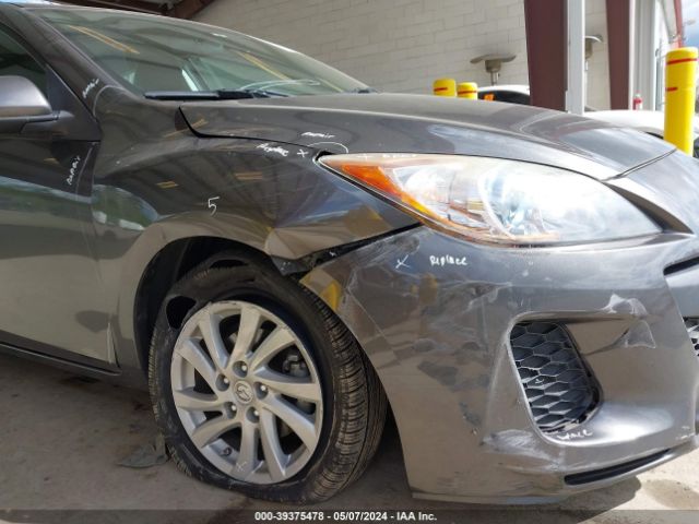 Photo 5 VIN: JM1BL1V85C1635069 - MAZDA MAZDA3 