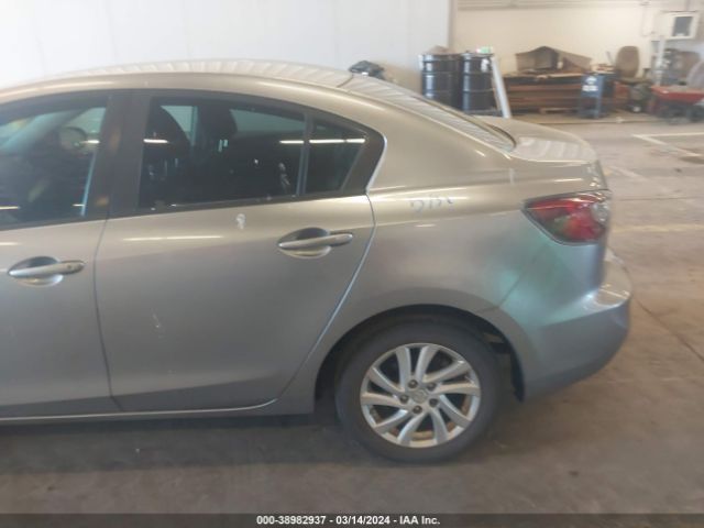 Photo 5 VIN: JM1BL1V85C1659128 - MAZDA MAZDA3 